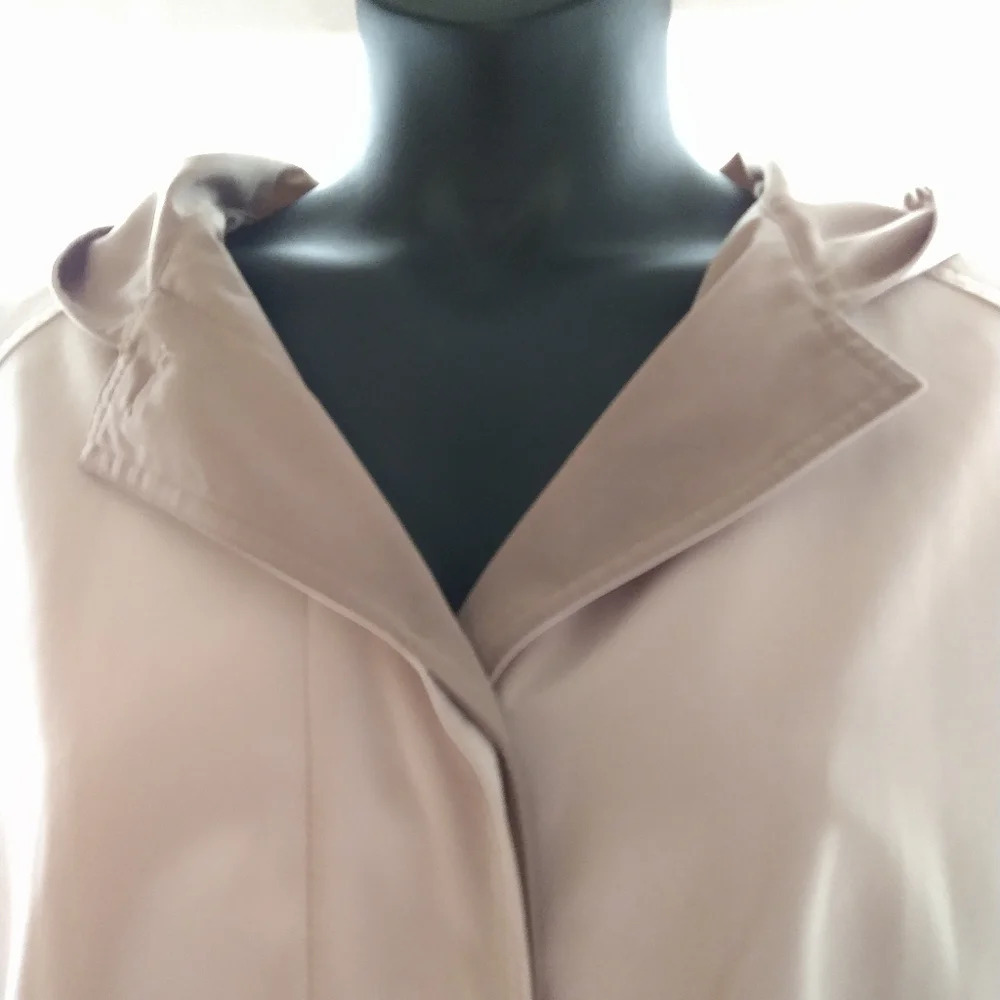 Gallery Hooded Trench Coat EUC - Picture 6 of 16